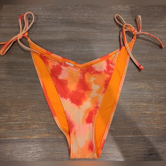 NWT Aerie Cheekiest String Tie Bikini Bottom Tie Dye - Picture 2 of 3